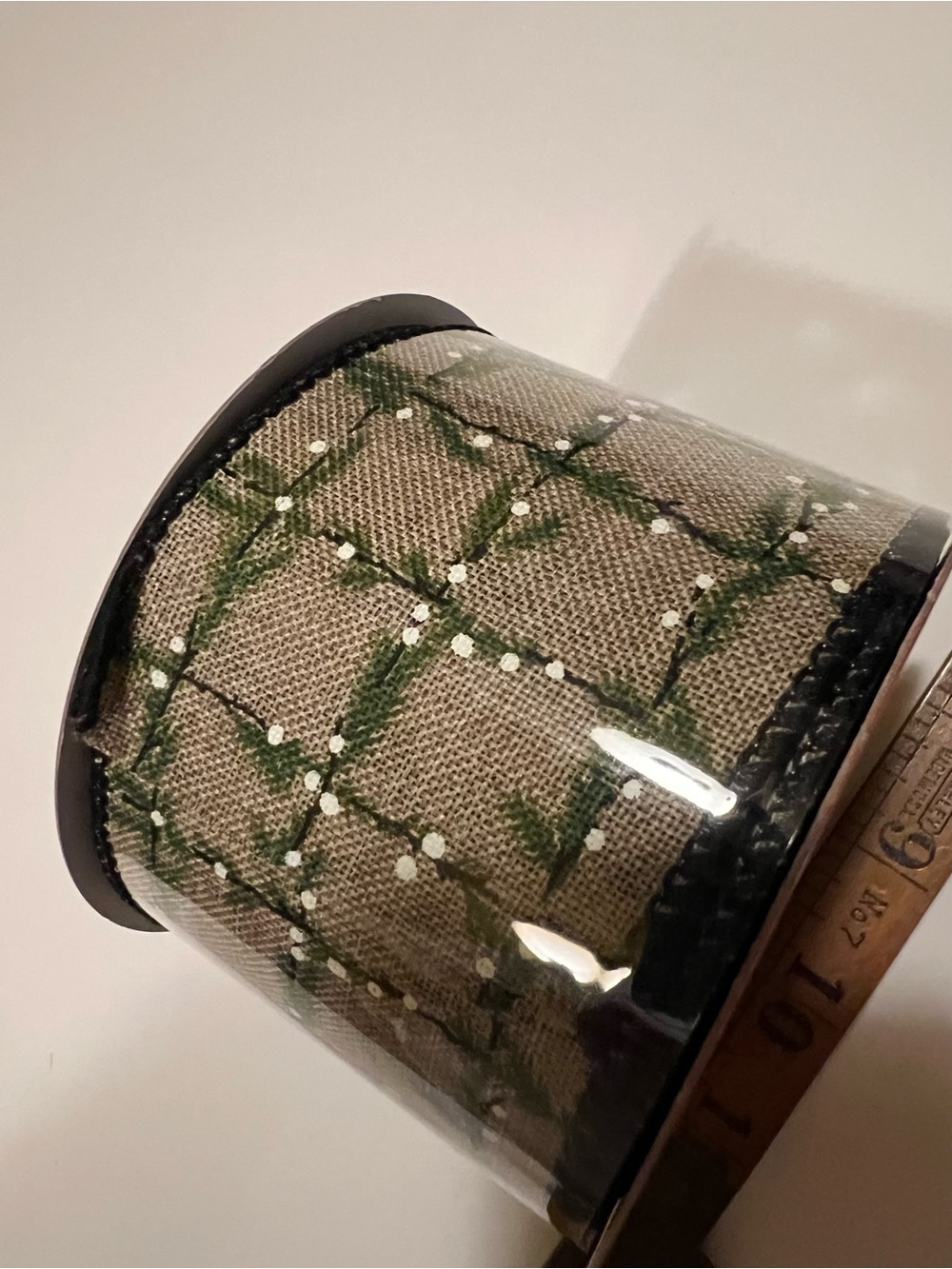 NWT DECORATIVE WIRED CHRISTMAS RIBBON.